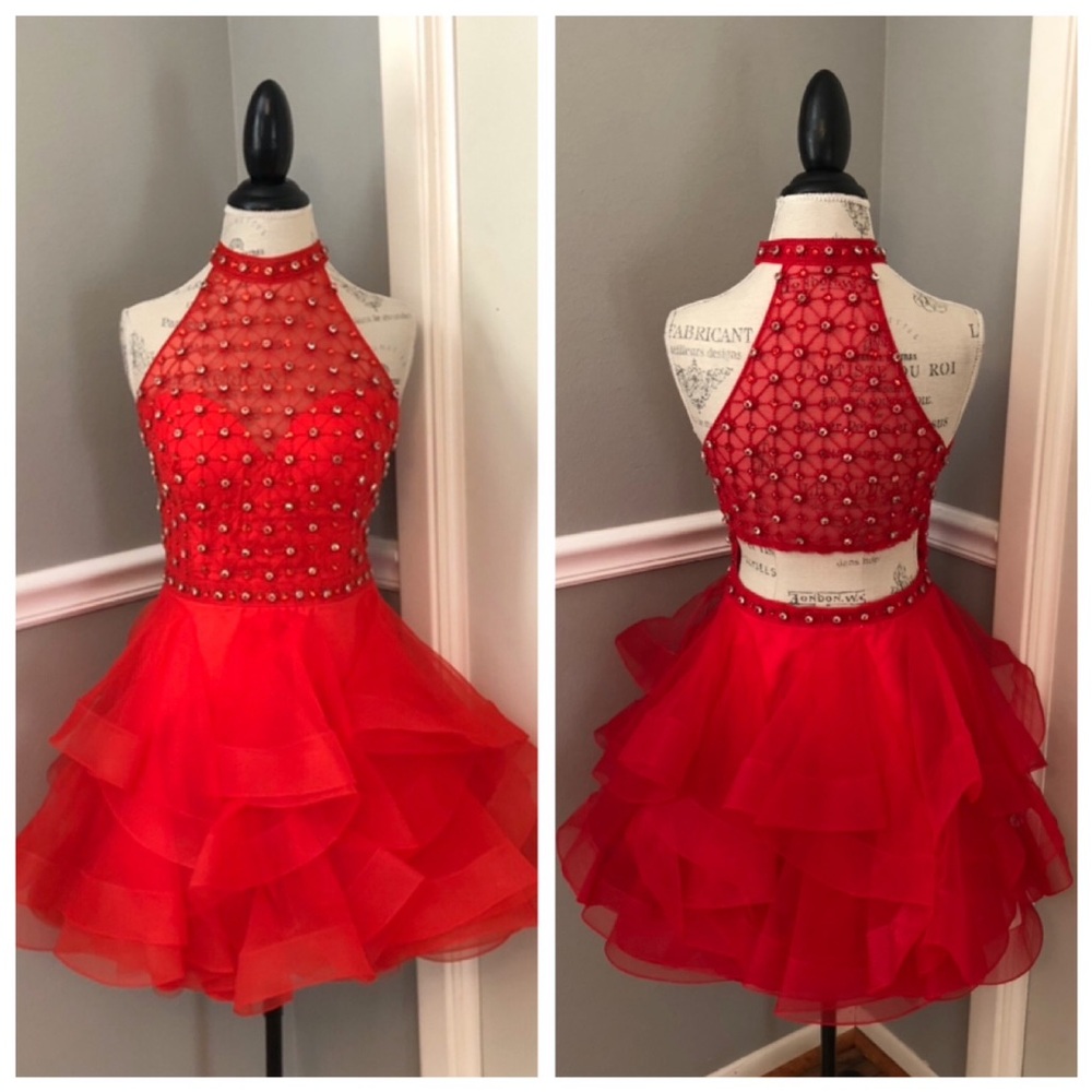 NEW SHERRI HILL SZ 12 RED BEADED CUTOUT HALTER FORMAL DRESS